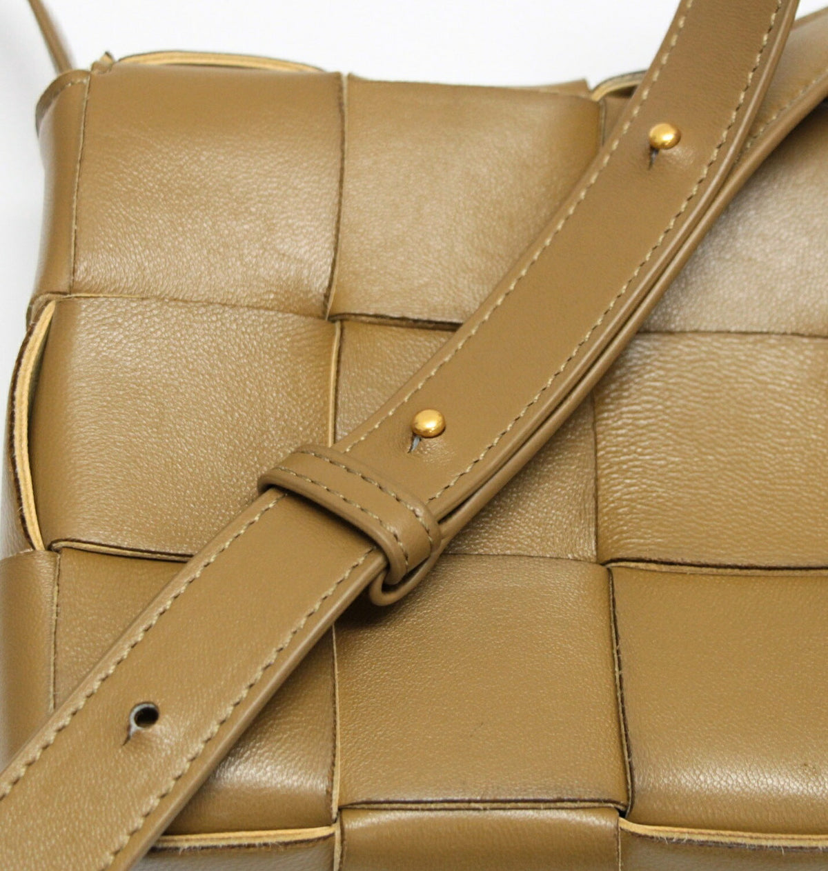 BOTTEGA VENETA Maxi Intrecciato Bag Brown