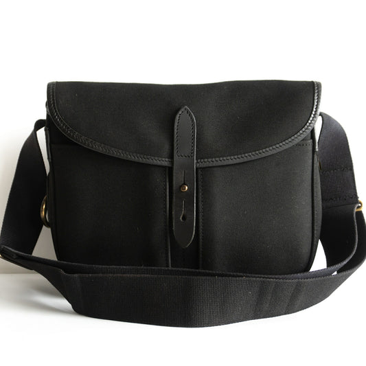 BRADY STOUR Shoulder Bag Black Size ONE SIZE