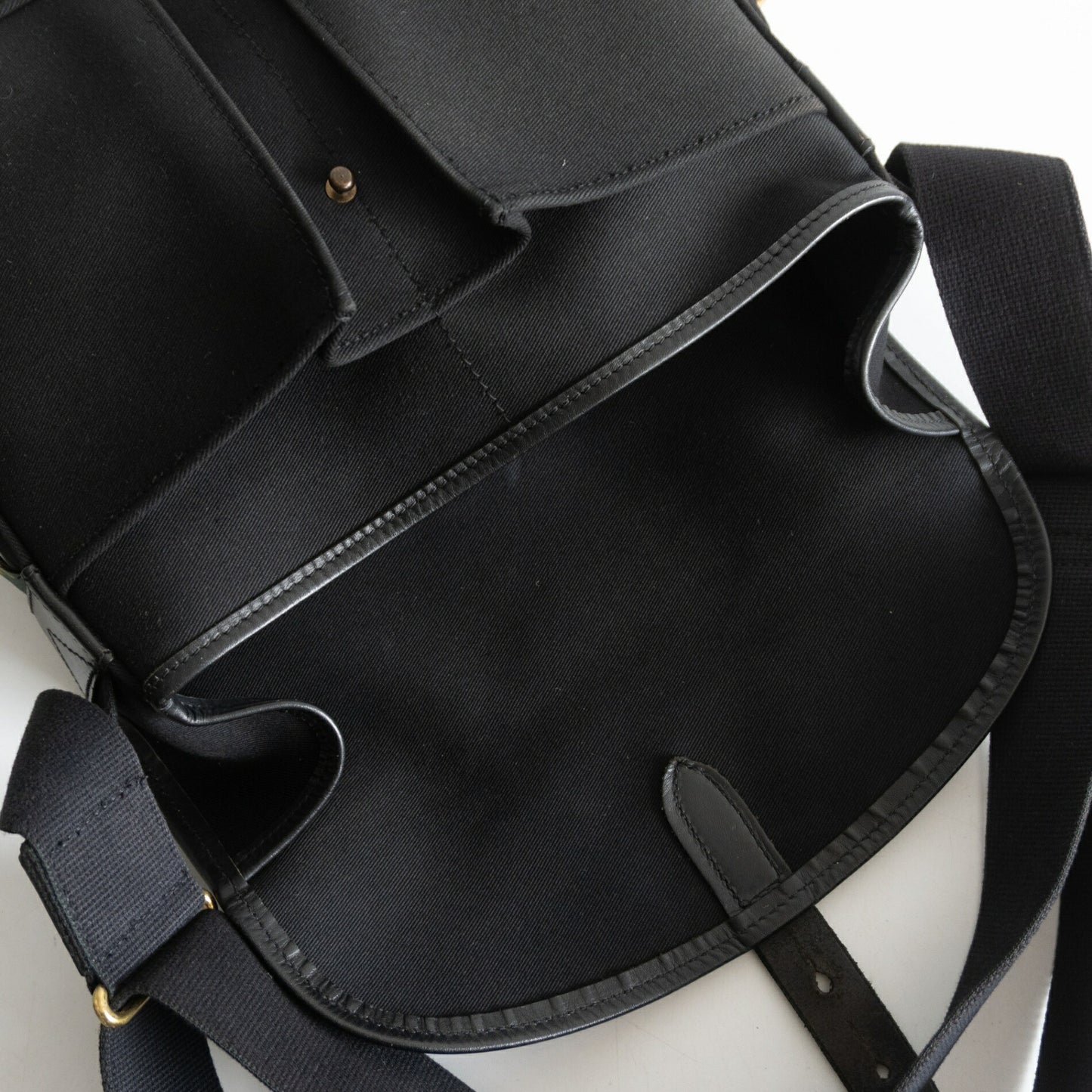 BRADY STOUR Shoulder Bag Black Size ONE SIZE