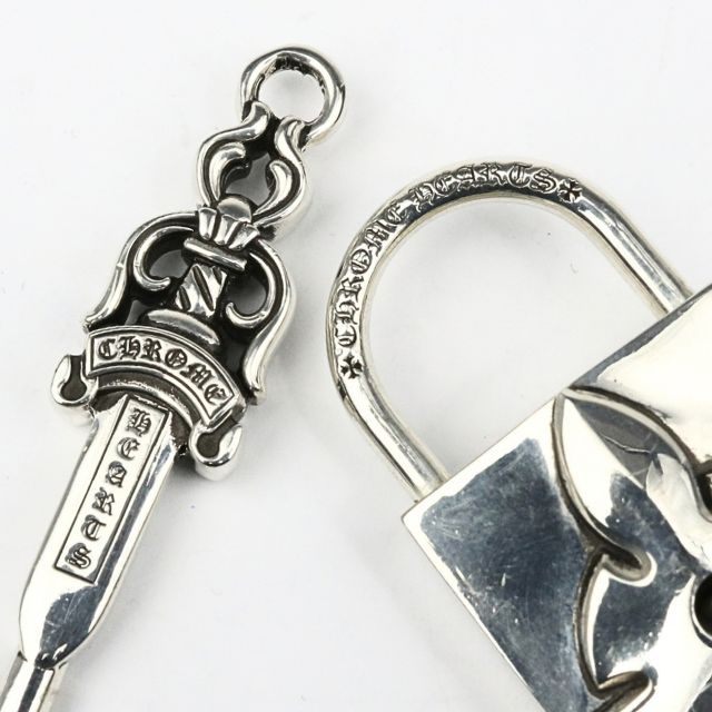 CHROME HEARTS Padlock Fleur Knee Double Dagger Charm Silver