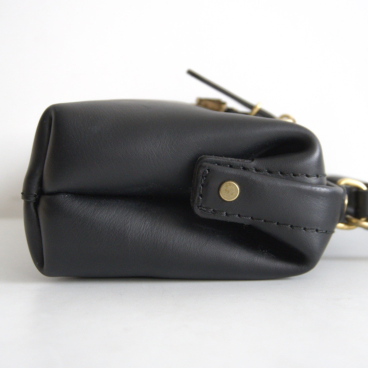 HERZ CW-68 Mini Soft Dalles Leather Bag Black Size ONE SIZE