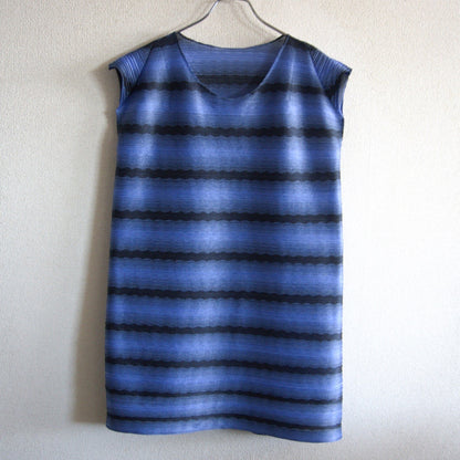 PLEATS PLEASE Horizontal Pleated Dress Size 5