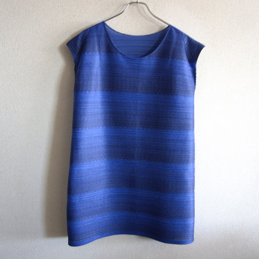 PLEATS PLEASE Horizontal Pleated Dress Size 3