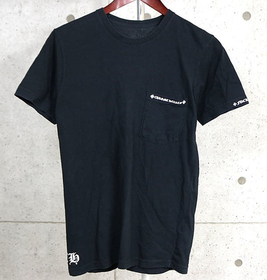 CHROME HEARTS CH Plus Arch Logo Pocket T-Shirt Black Size S