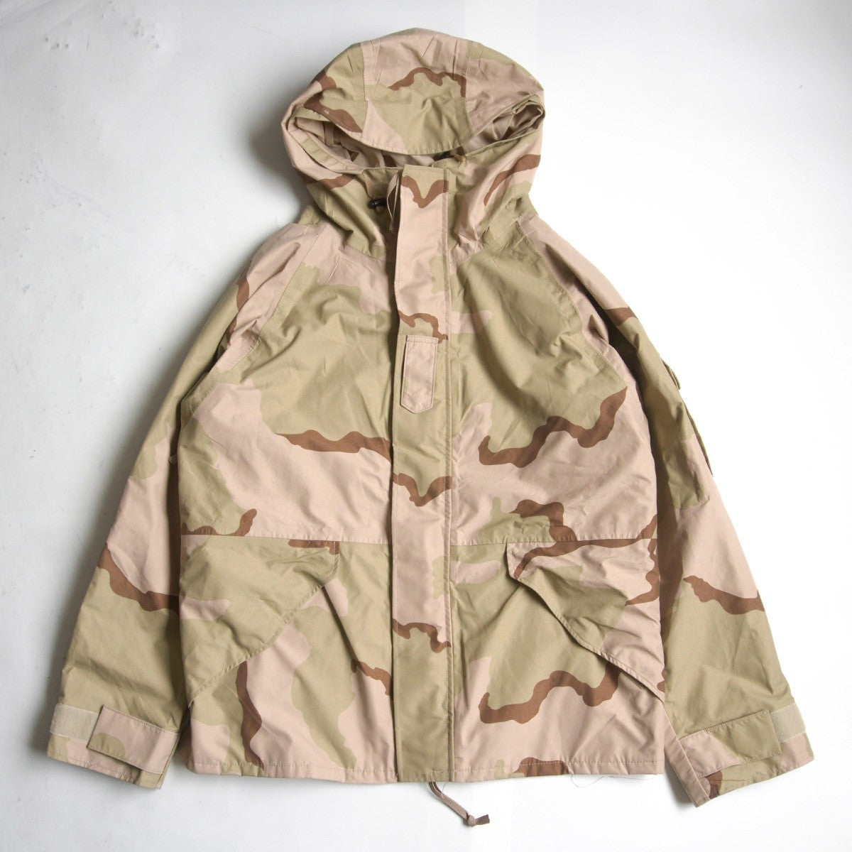 ECWCS GORE-TEX Desert Camo Cold Weather Parka Size L-R