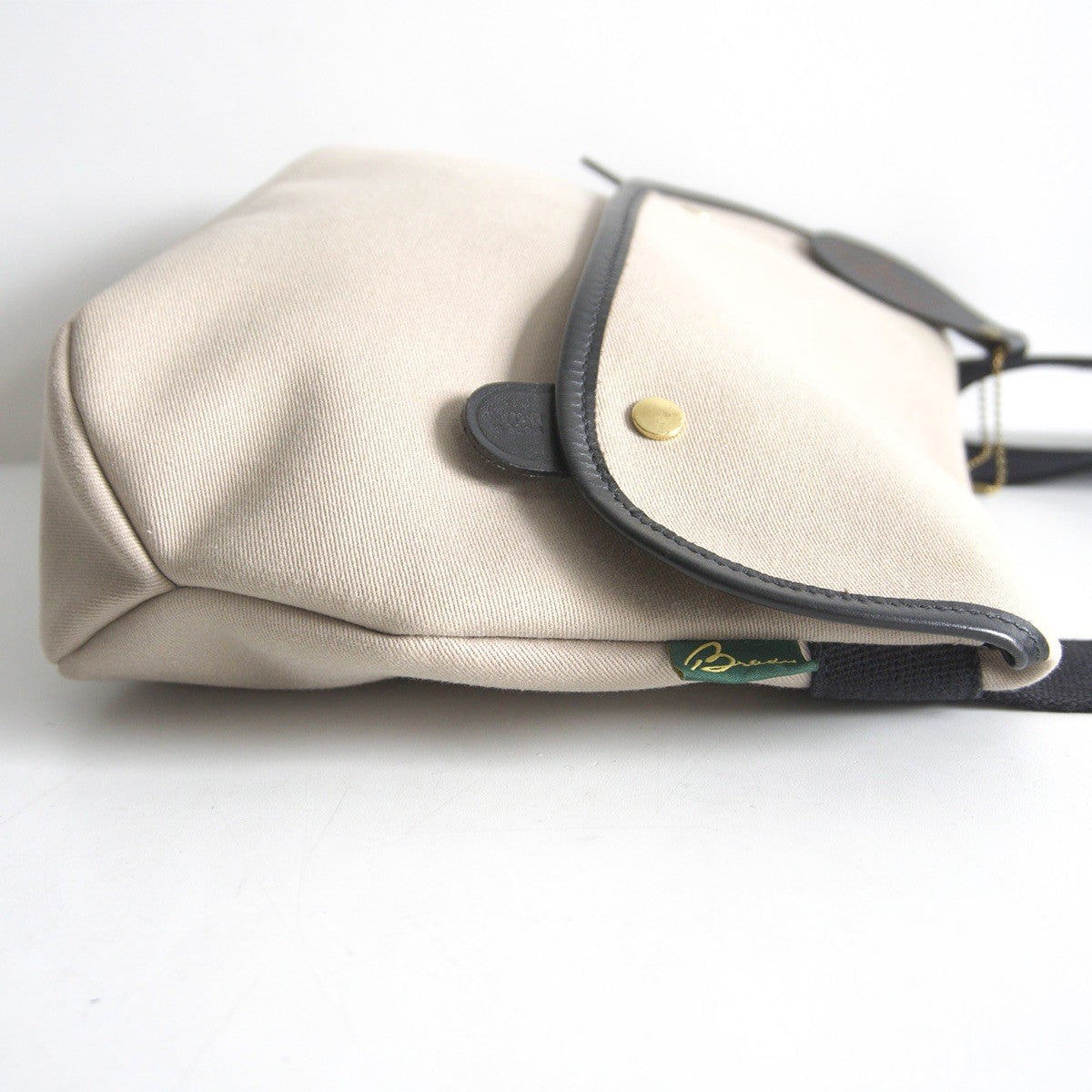 BRADY Avon Snap Button Shoulder Bag Size ONE SIZE