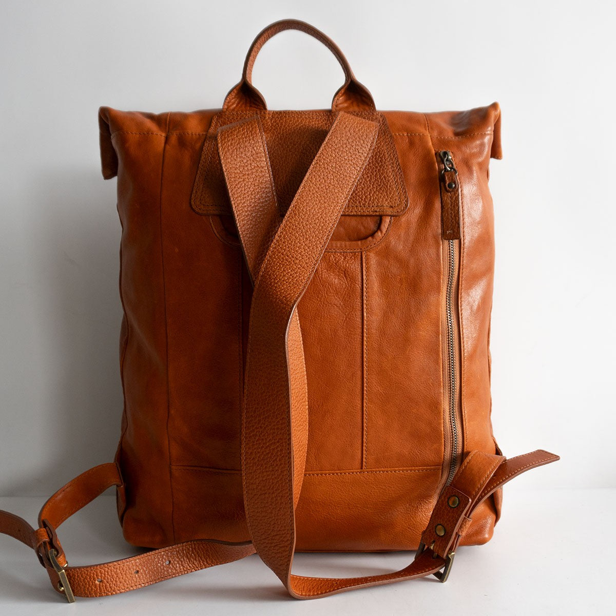 dan genten Leather Backpack Brown Size ONE SIZE