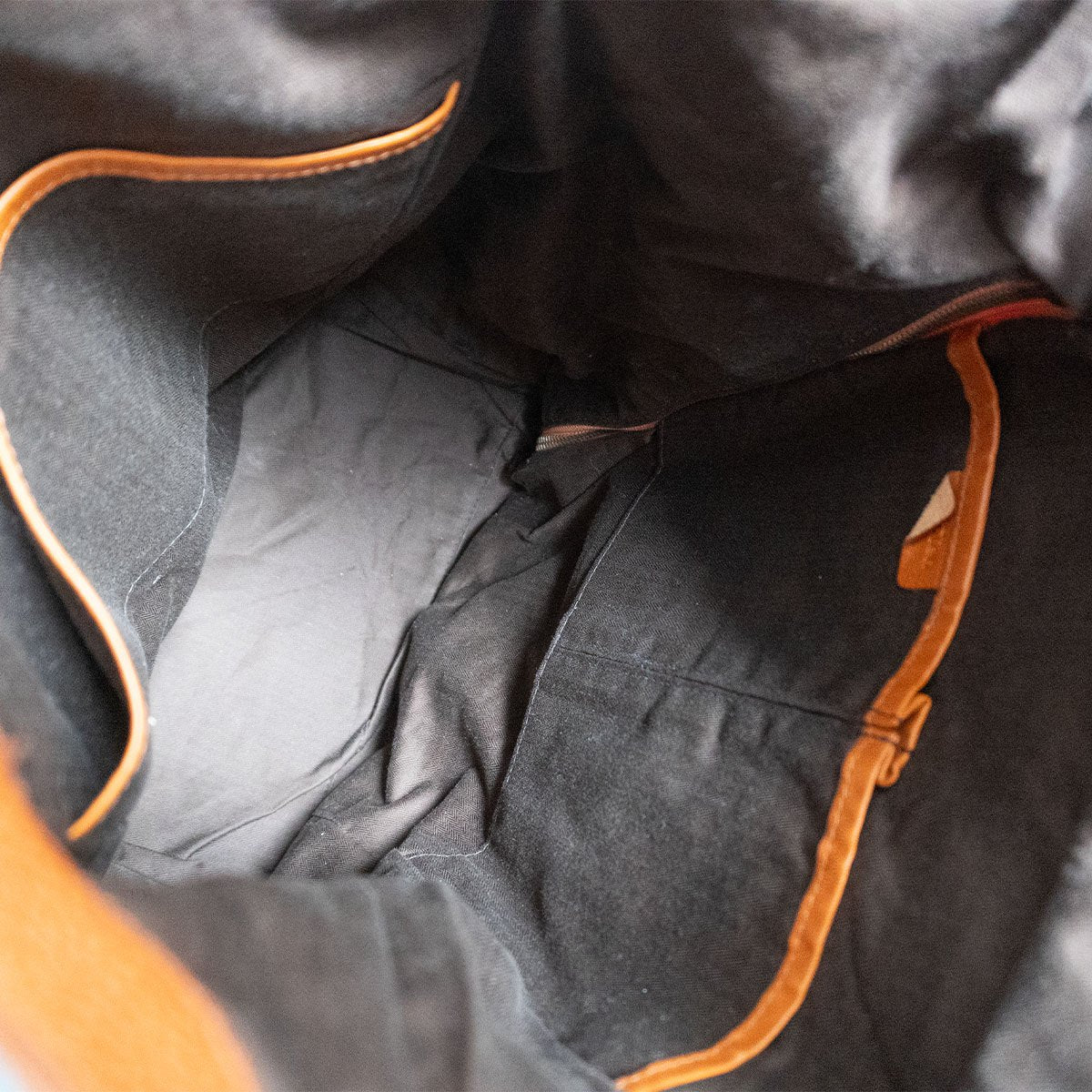 dan genten Leather Backpack Brown Size ONE SIZE