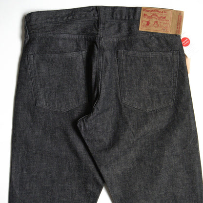 STUDIO D'ARTISAN D1826B 13oz Black Relaxed Tapered Size 34
