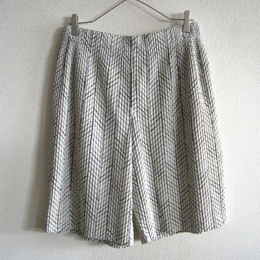 HOMME PLISSE ISSEY MIYAKE Pleated Shorts Size 32