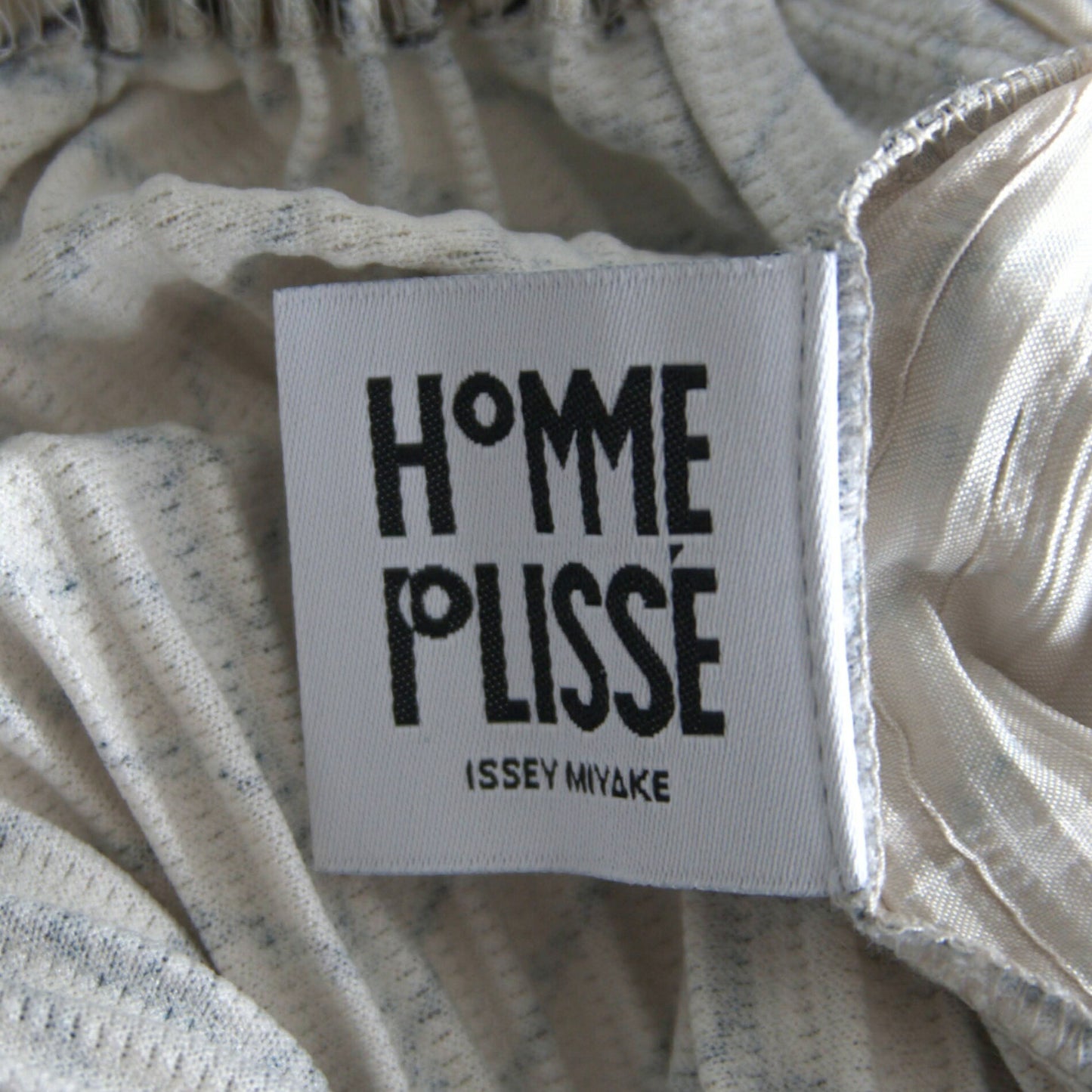 HOMME PLISSE ISSEY MIYAKE Pleated Shorts Size 32