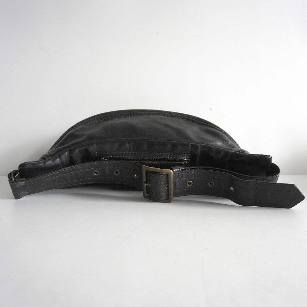 KADOYA HEAD FACTORY Black Leather Waist Bag Size ONE SIZE