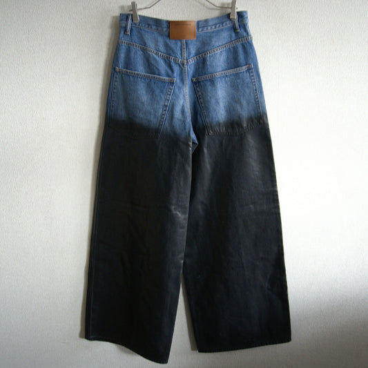 ALEXANDER WANG Serge Coated Wide Leg Jeans Size 30