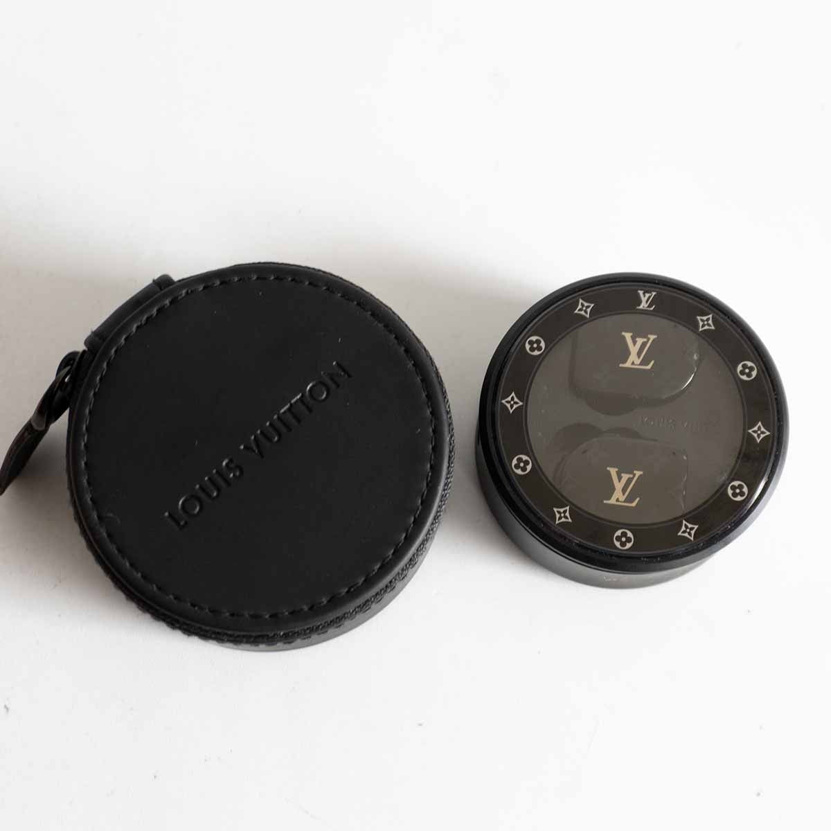 LOUIS VUITTON Horizon Black Monogram Earphones QAB010