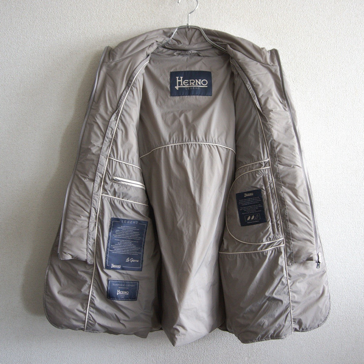 HERNO Luxurious Down Jacket Size L