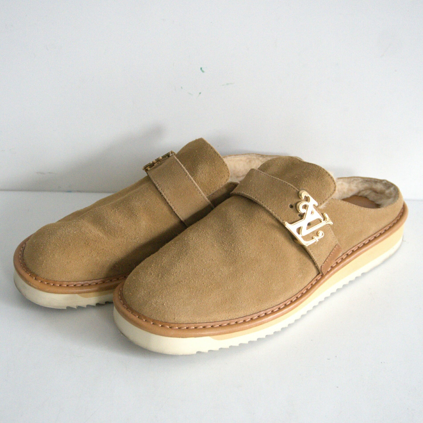 LOUIS VUITTON LV Cozzy Line Shearling Mule Size 9