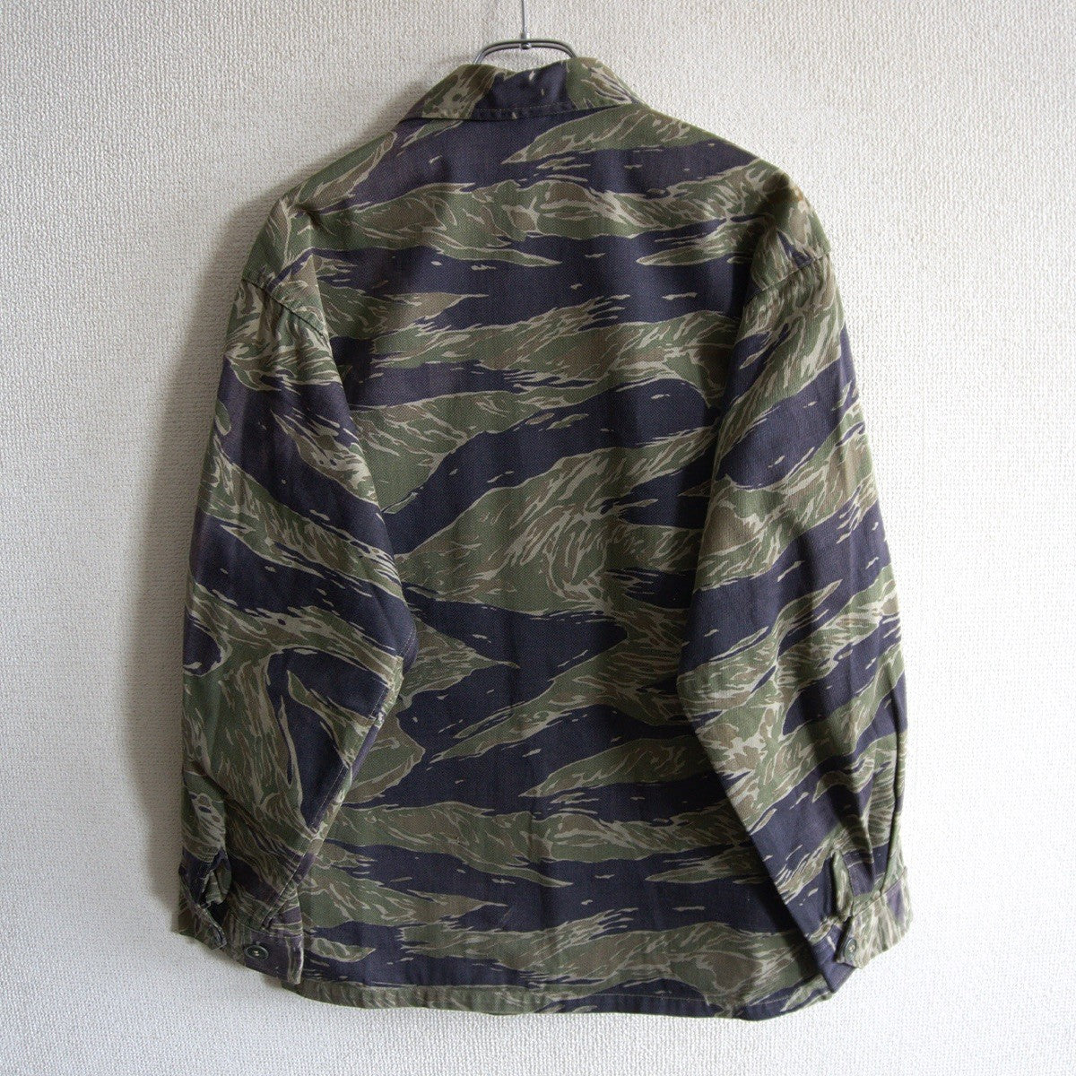 NAM 60s US Military Vietnam War Tiger Stripe Shirt Size S