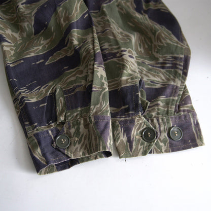 NAM 60s US Military Vietnam War Tiger Stripe Shirt Size S