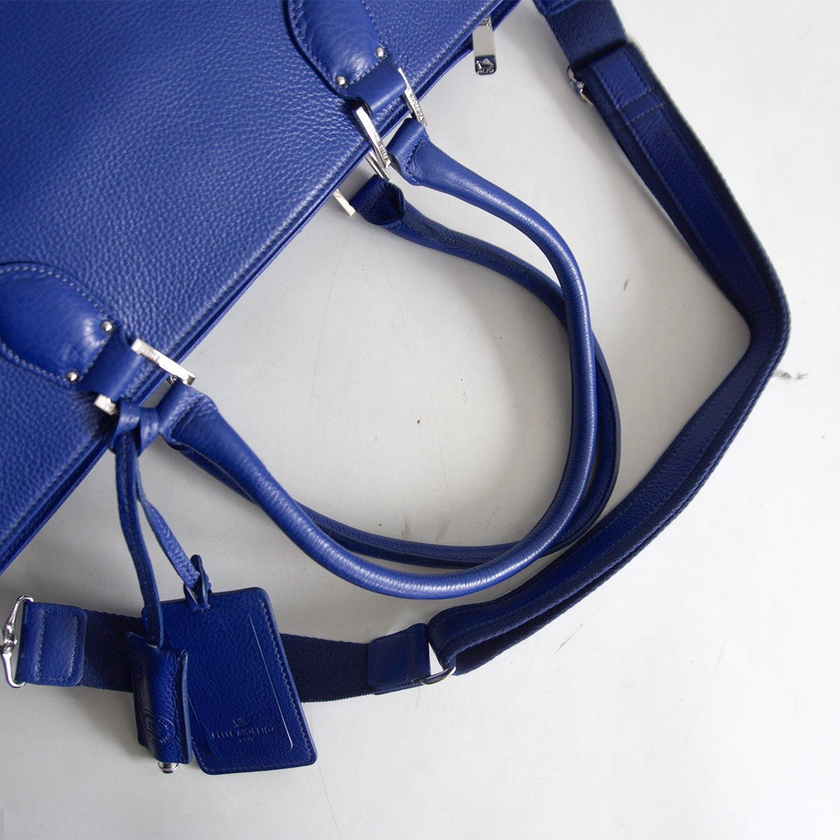 PELLE MORBIDA Maiden Voyage Pebbled Leather Size ONE SIZE