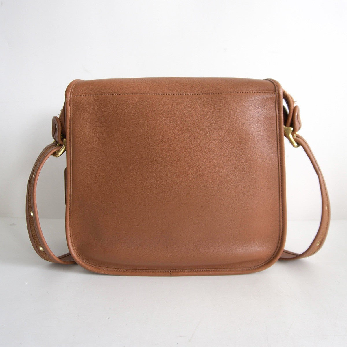 OLD COACH Brown Leather Shoulder Bag Size ONE SIZE