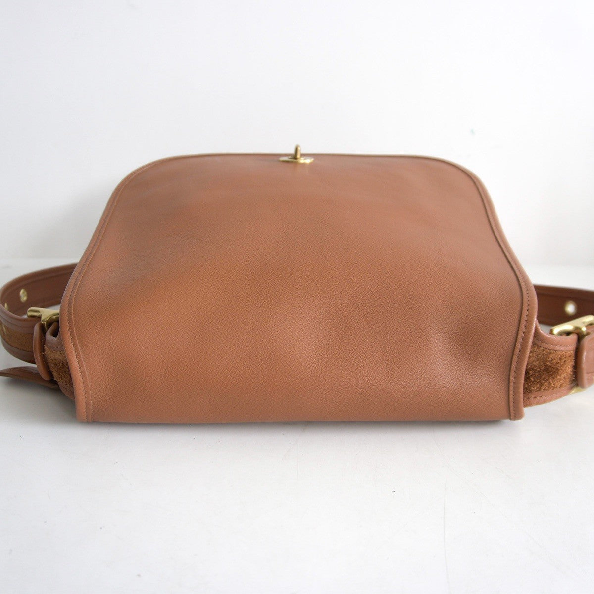 OLD COACH Brown Leather Shoulder Bag Size ONE SIZE