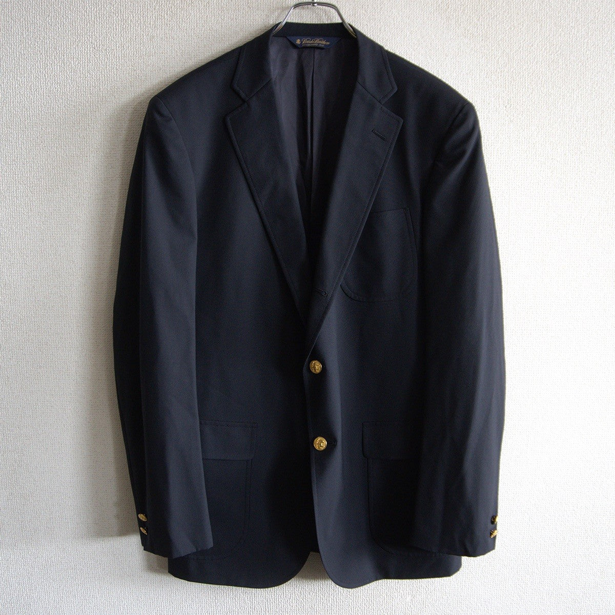BROOKS BROTHERS Gold Button Navy Blazer Size 39REG