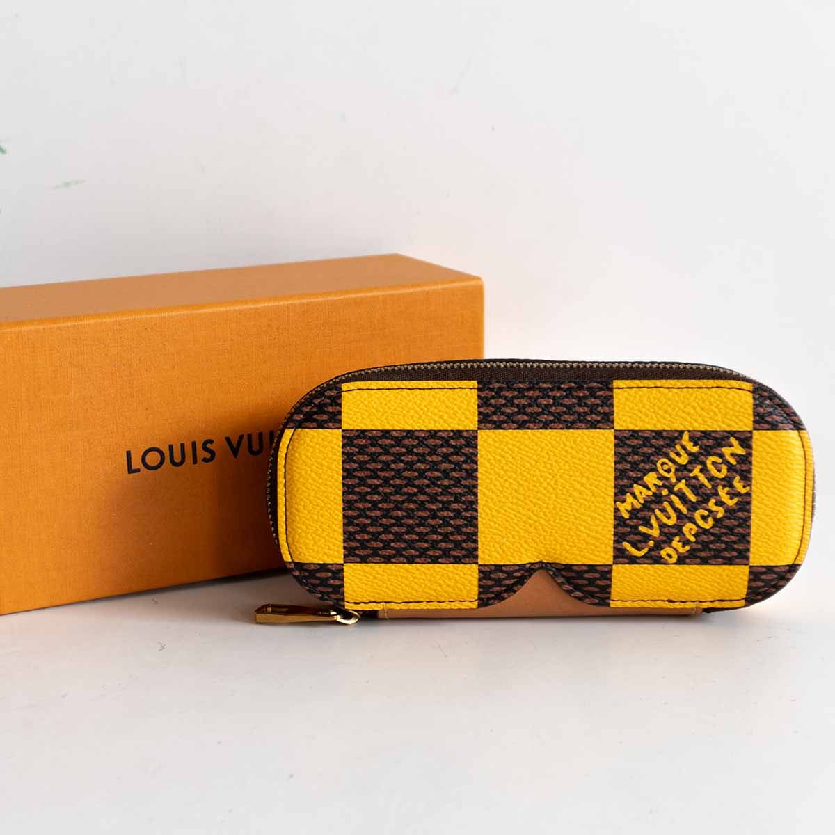 LOUIS VUITTON 24SS Damier Pop Sunglasses Pouch Size ONE SIZE