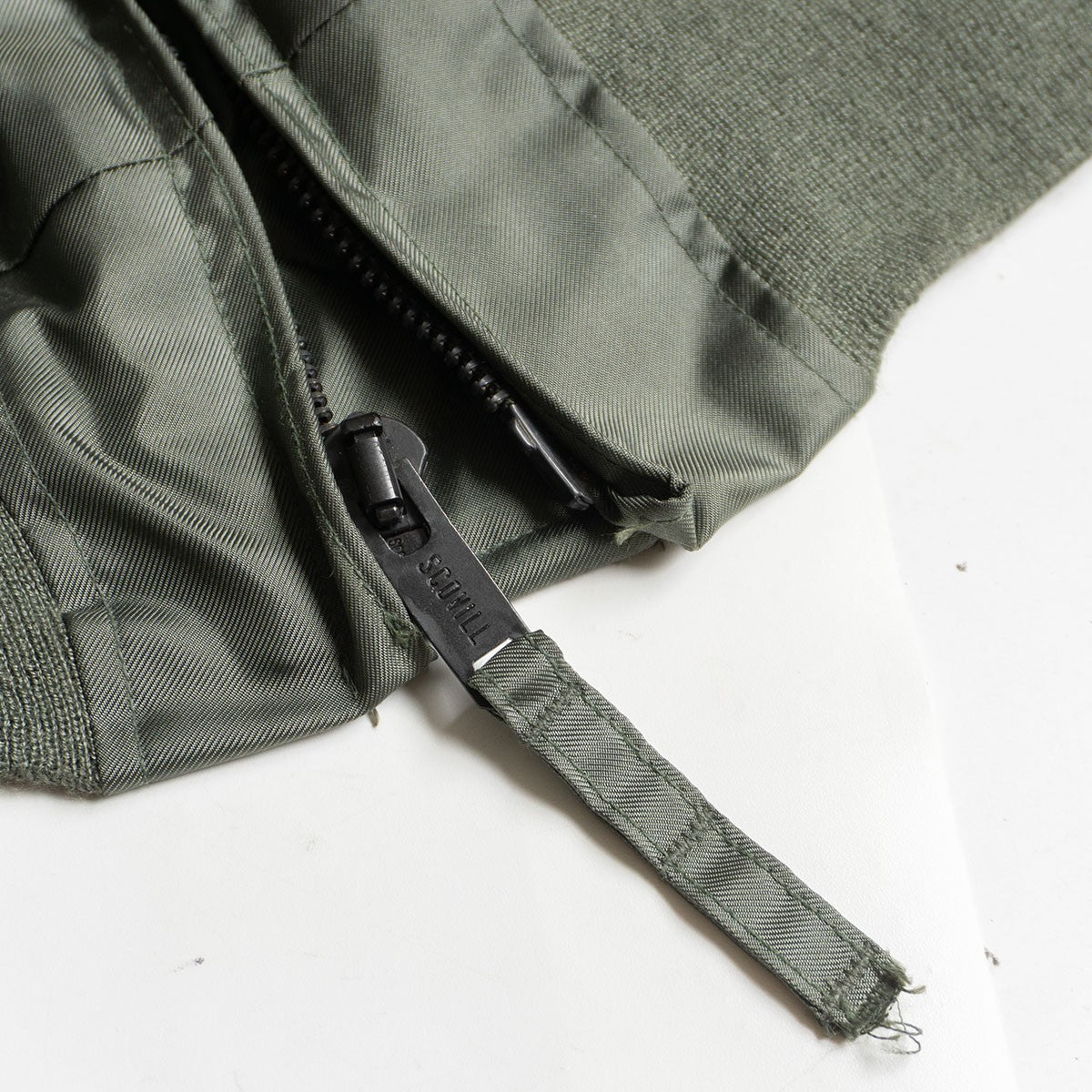 US ARMY USAF 90s CWU-45/P Military Flight Jacket Size L