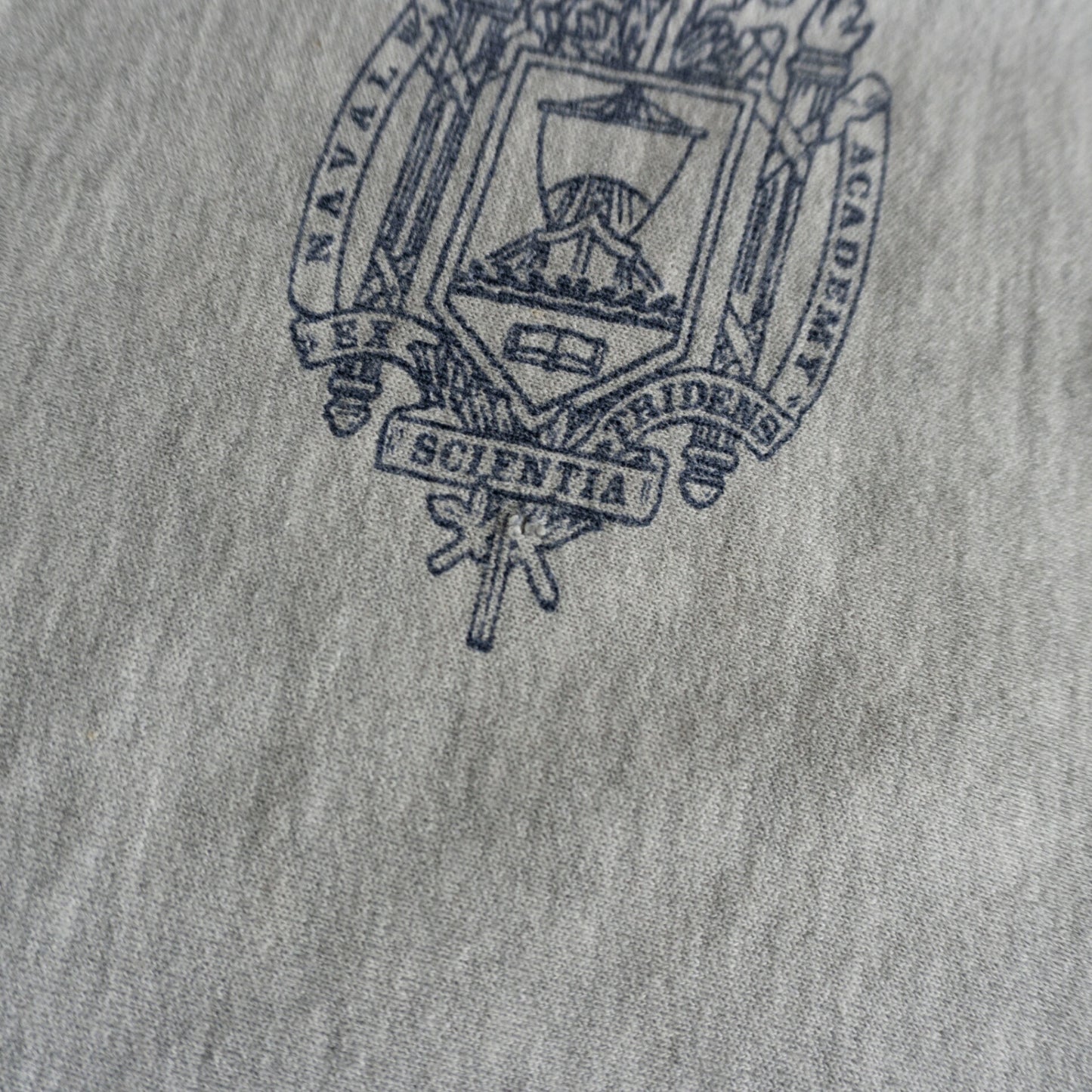 CHAMPION 80s USA-Made Navy Reverse Weave Sweatshirt Size L