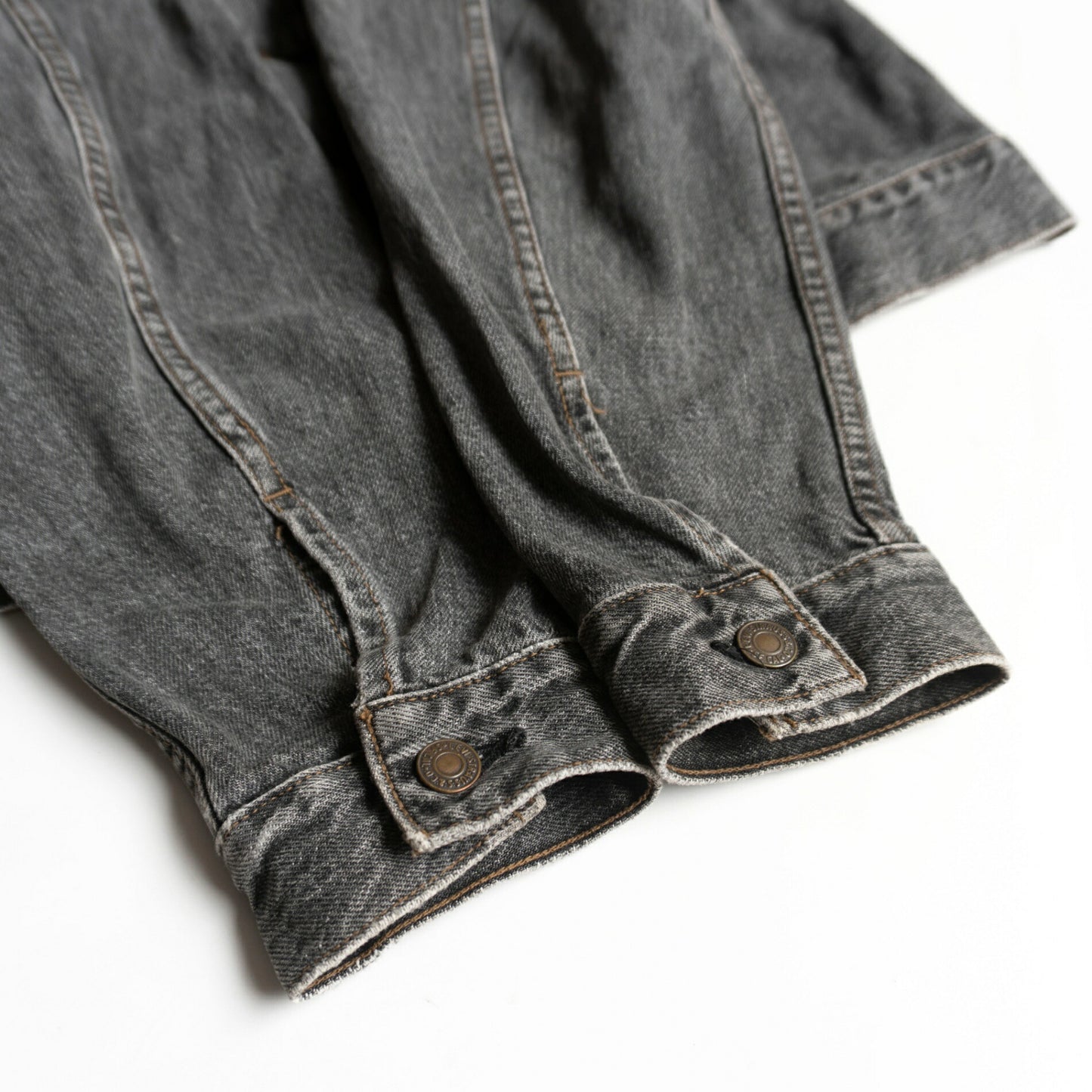 LEVI'S 90s 70505-0257 Pre-dyed Black Denim Jacket Size 38