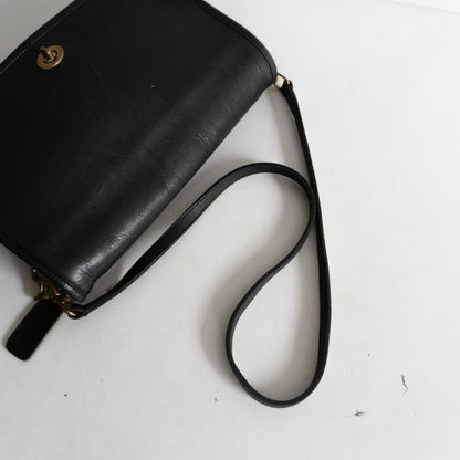 OLD COACH Leather Turn-Lock Shoulder Bag Black Size ONE SIZE