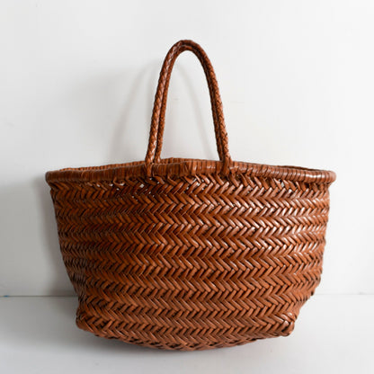 DRAGON Woven Leather Mesh Hand Bag Size ONE SIZE