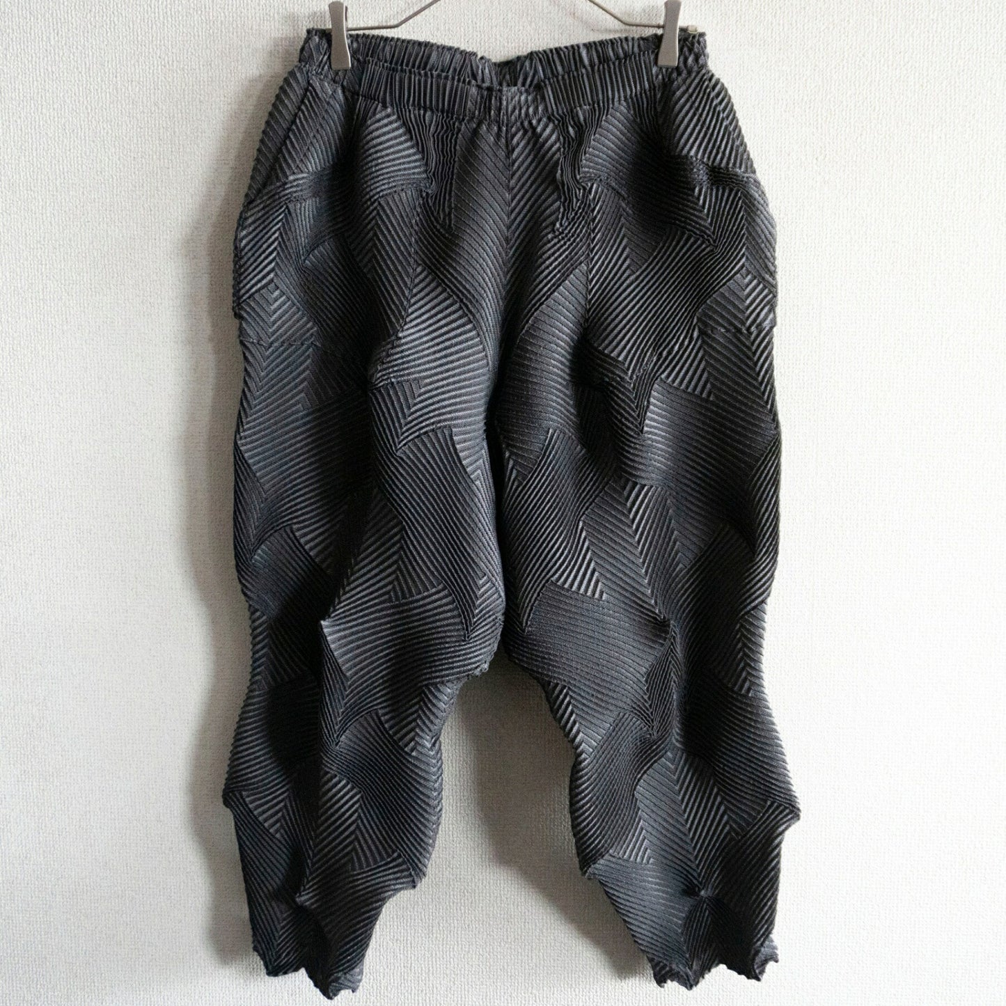 A-POC ISSEY MIYAKE Steam Stretch Pants Dark Gray Size 2