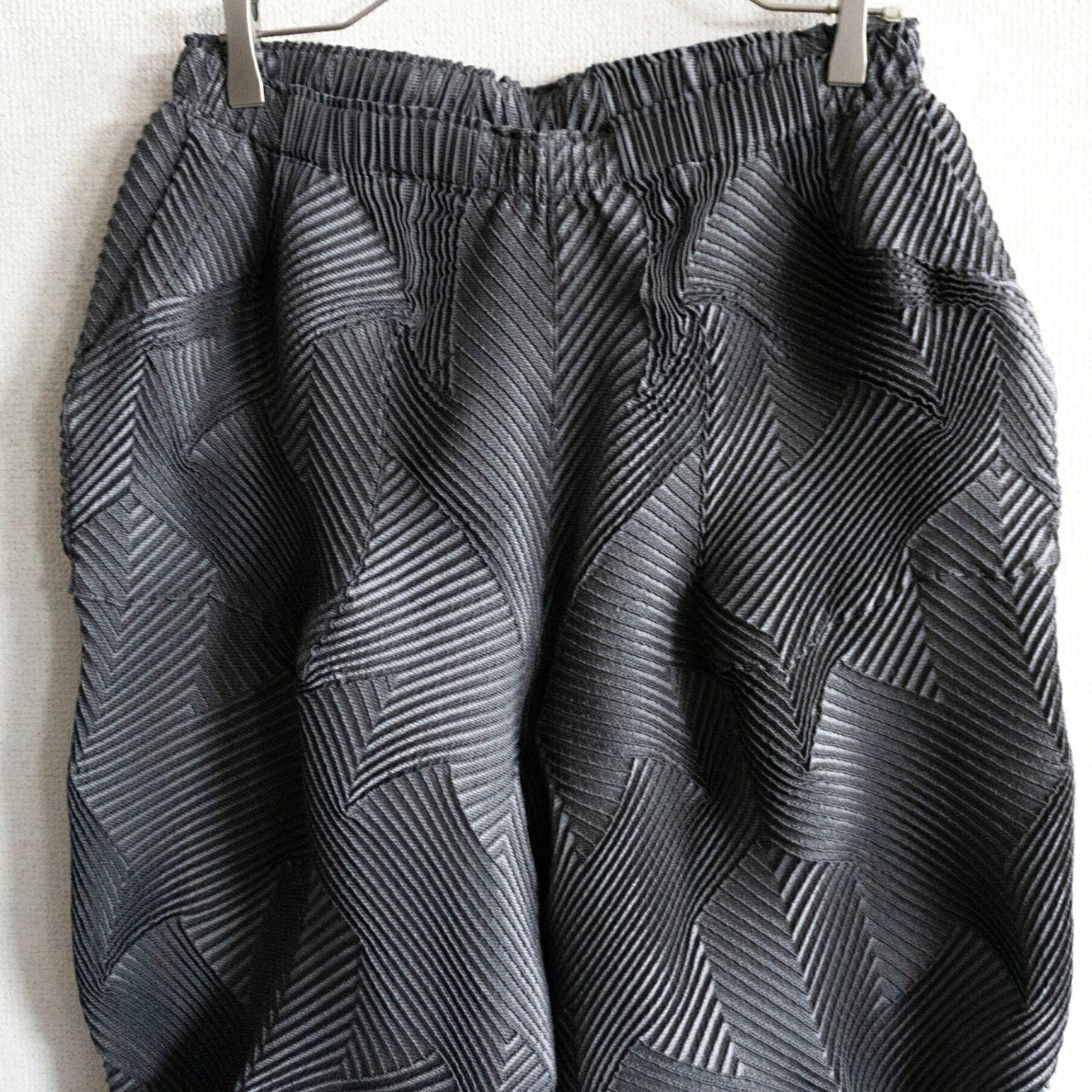 A-POC ISSEY MIYAKE Steam Stretch Pants Dark Gray Size 2