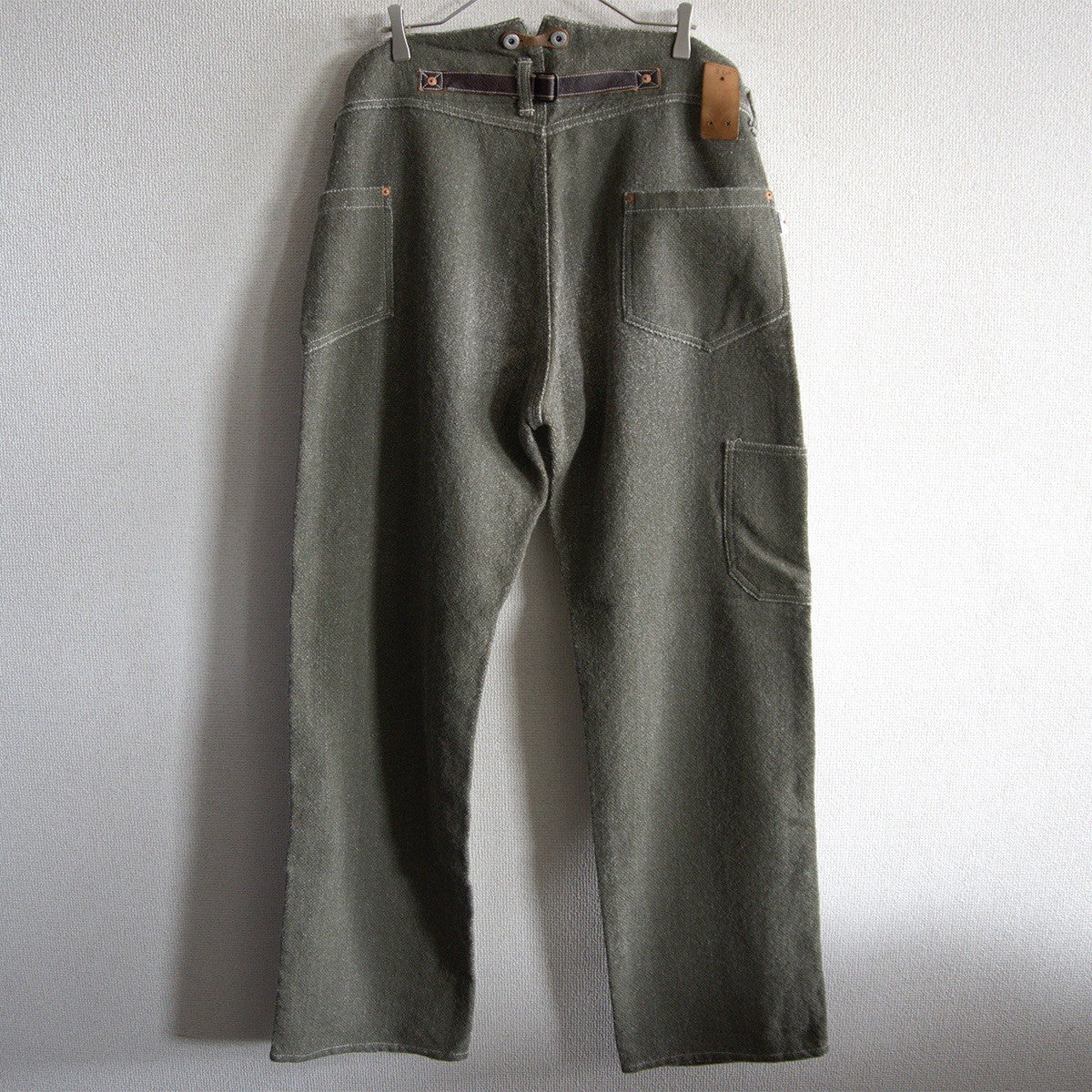 STUDIO D'ARTISAN Leather Buckle Back Wool Size L(32)