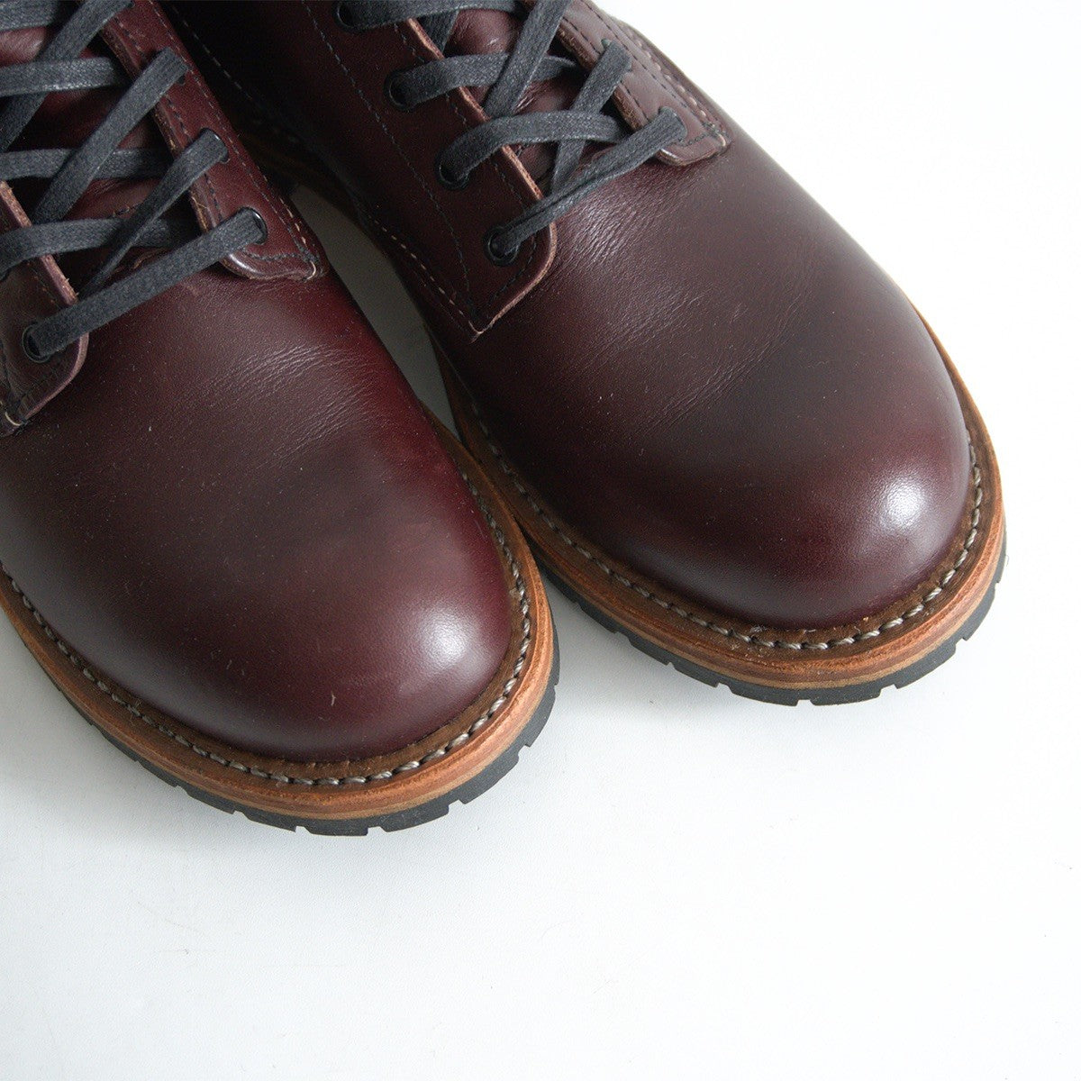 REDWING 9011 Beckman Round Boots Black Cherry Size 8