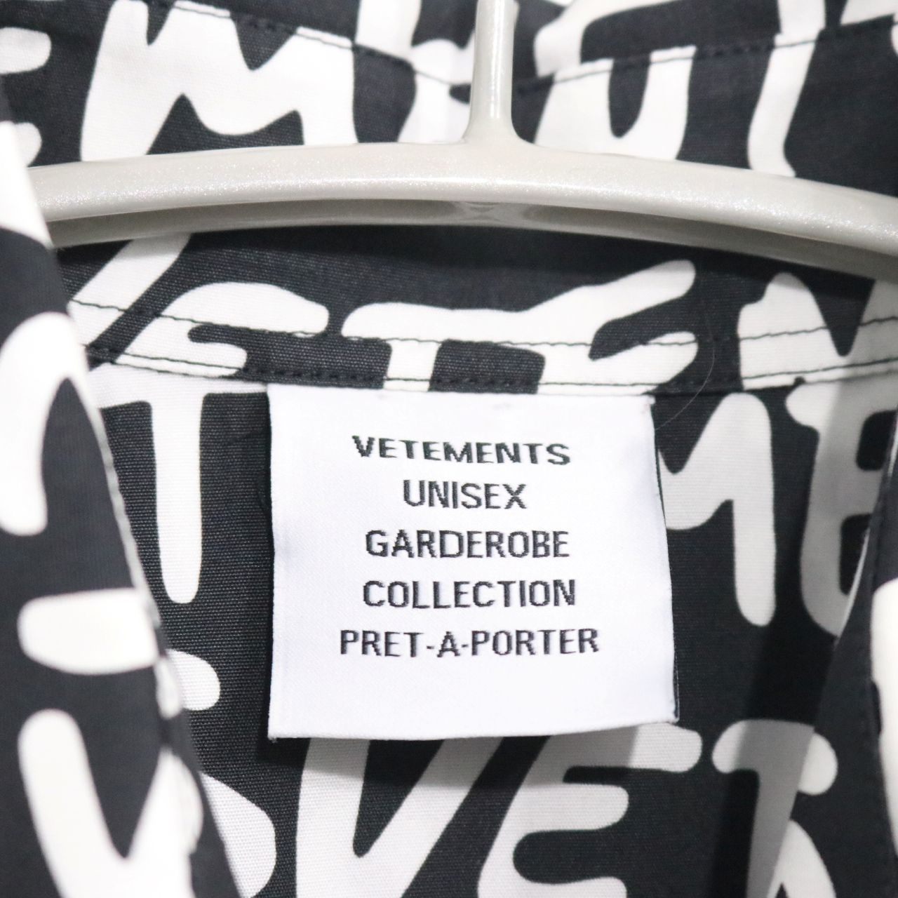 VETEMENTS 24SS Graffiti Print Oversized Sleeve Shirt Size S