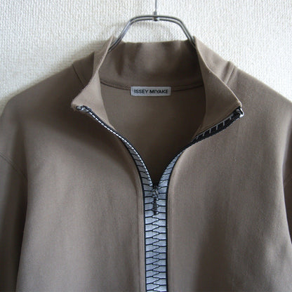 ISSEY MIYAKE Half-Zip Nylon Top Size M
