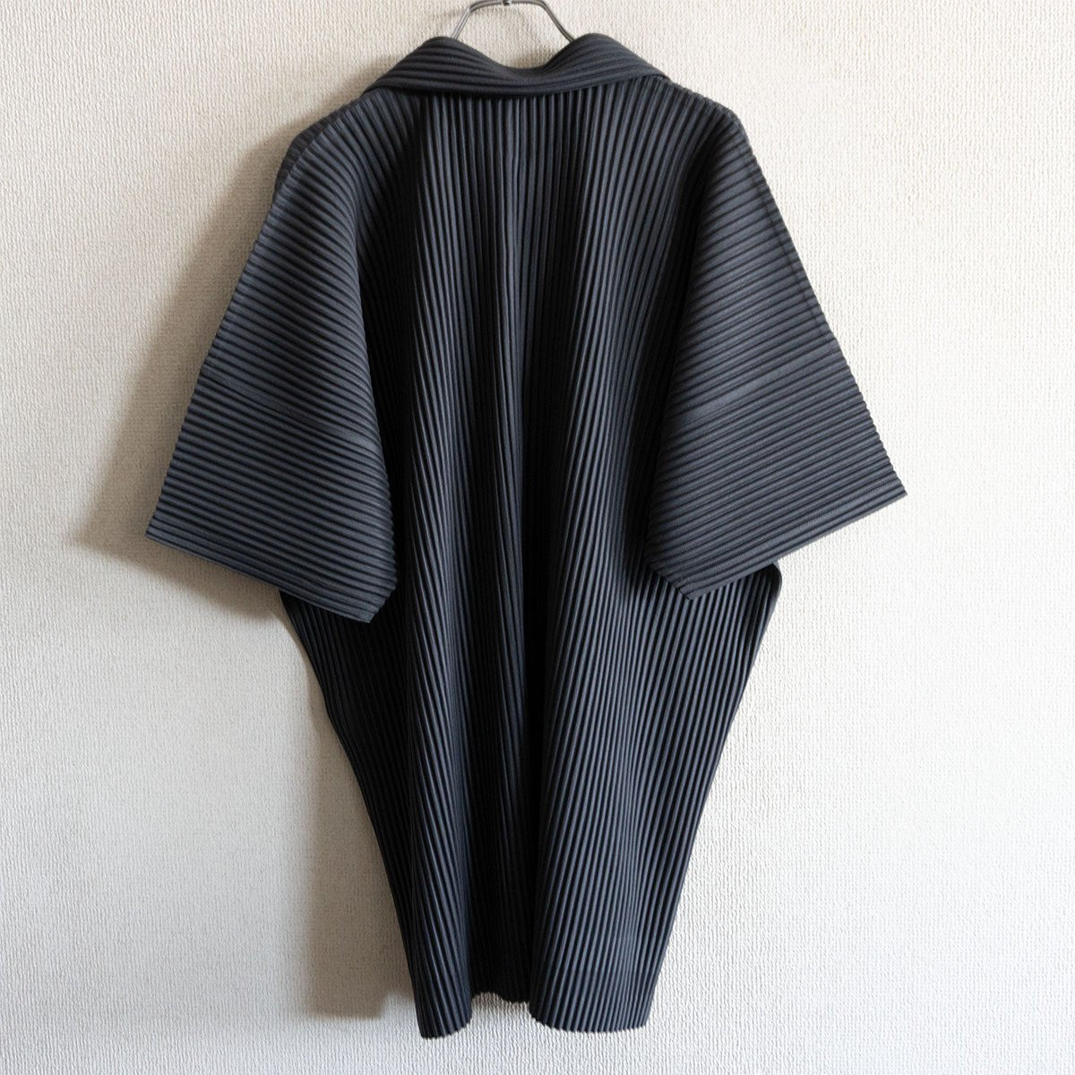 HOMME PLISSE ISSEY MIYAKE Gray Short Pleated Shirt Size 4