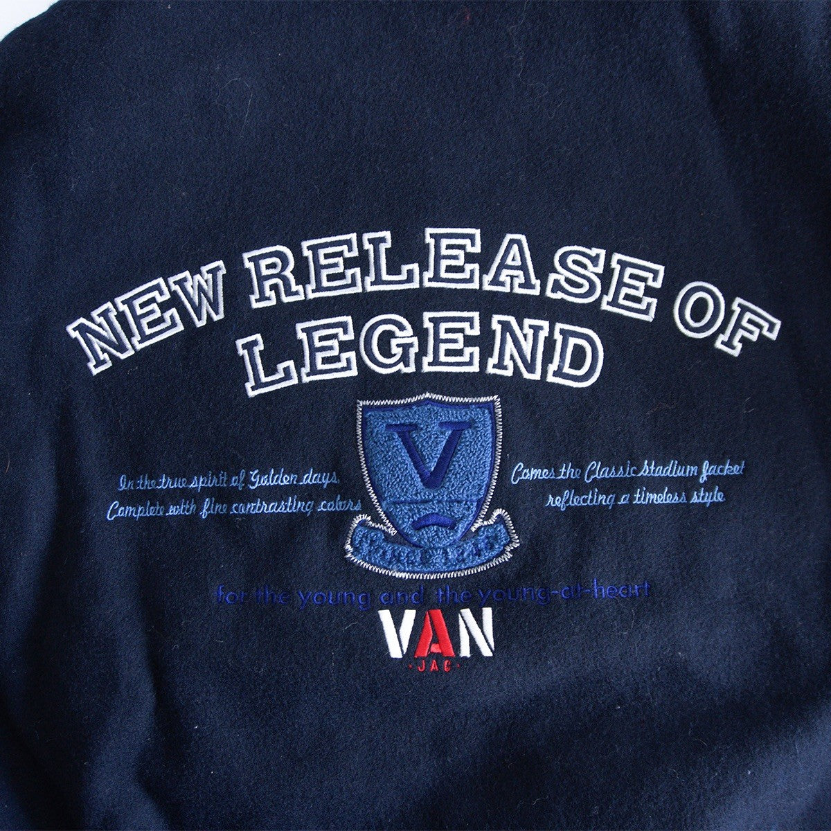 VAN JAC Leather Sleeve Varsity Jacket Patch Design Size M