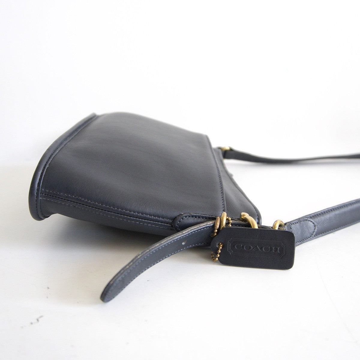 OLD COACH Black Leather Shoulder Bag Size ONE SIZE