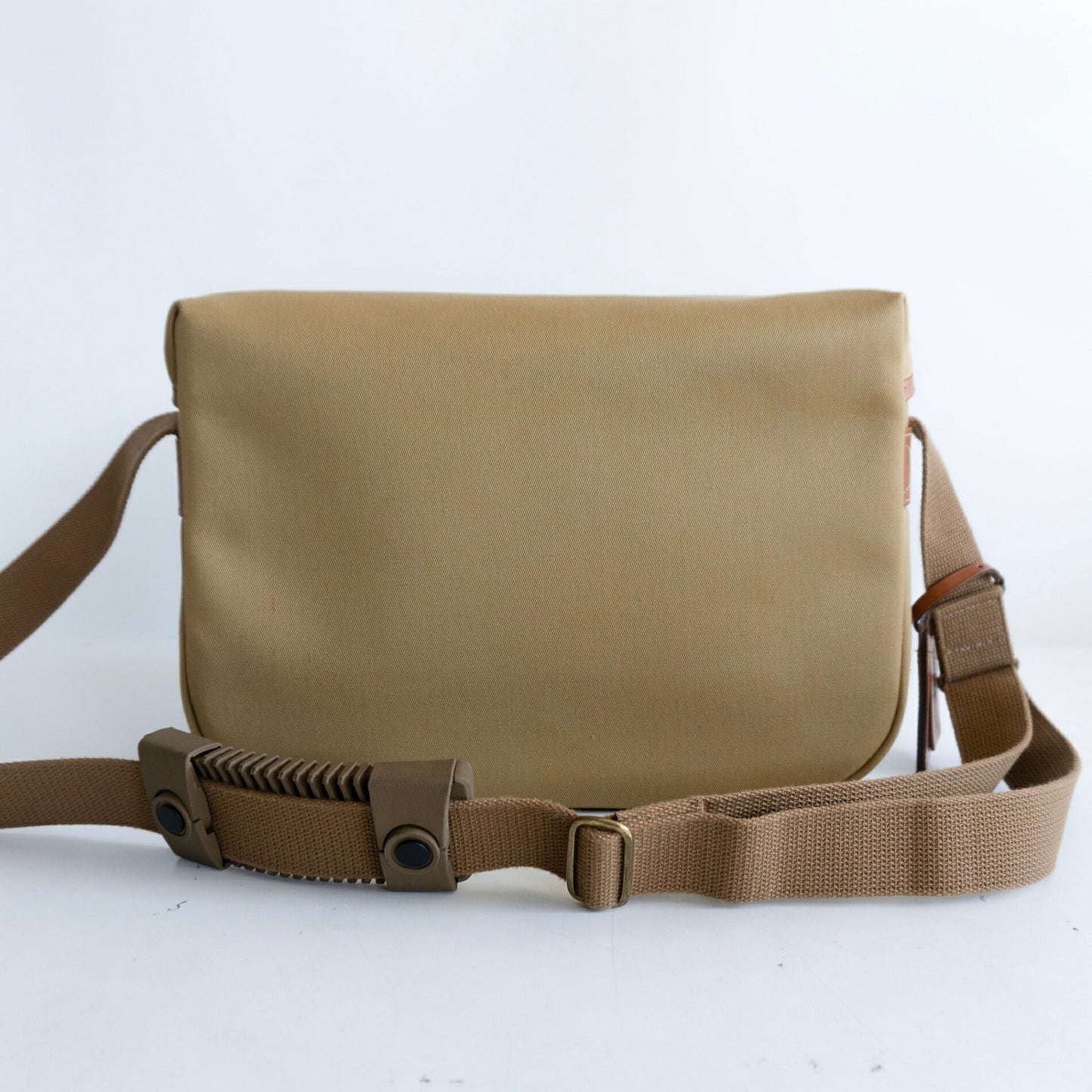 Billingham HADLEY Shoulder Camera Bag UK Made Size ONE SIZE
