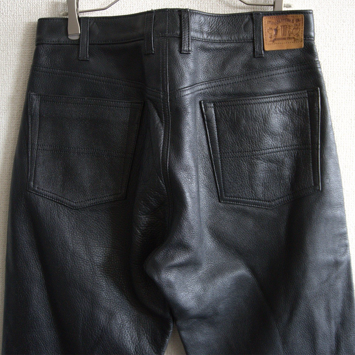 STUDIO D'ARTISAN Leather Pants Black Size 40