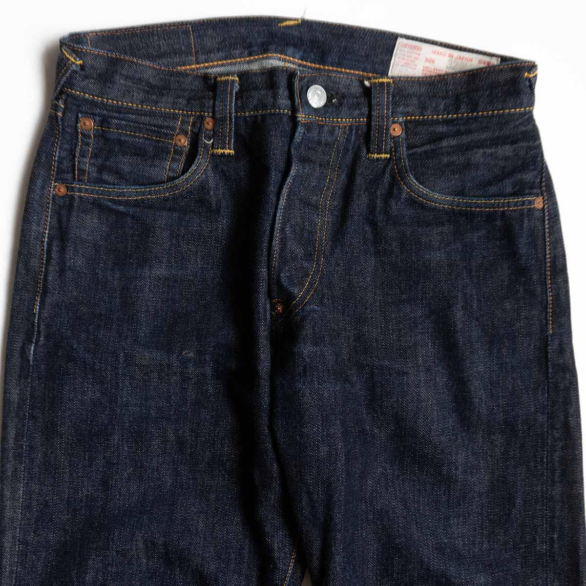 EVISU Lot 2000 Dark Wash Red Embroidery Jeans Size 32×32