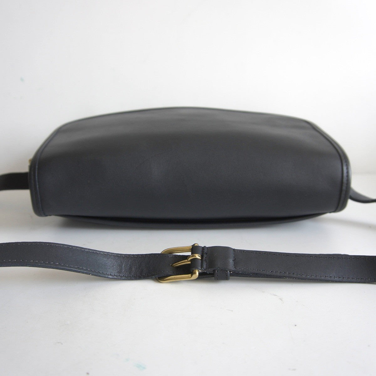 OLD COACH Flap Glove Leather Shoulder Bag Size ONE SIZE