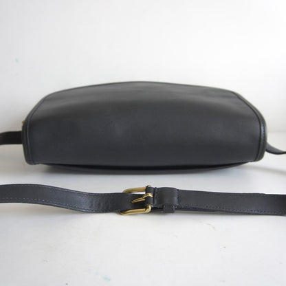 OLD COACH Flap Glove Leather Shoulder Bag Size ONE SIZE