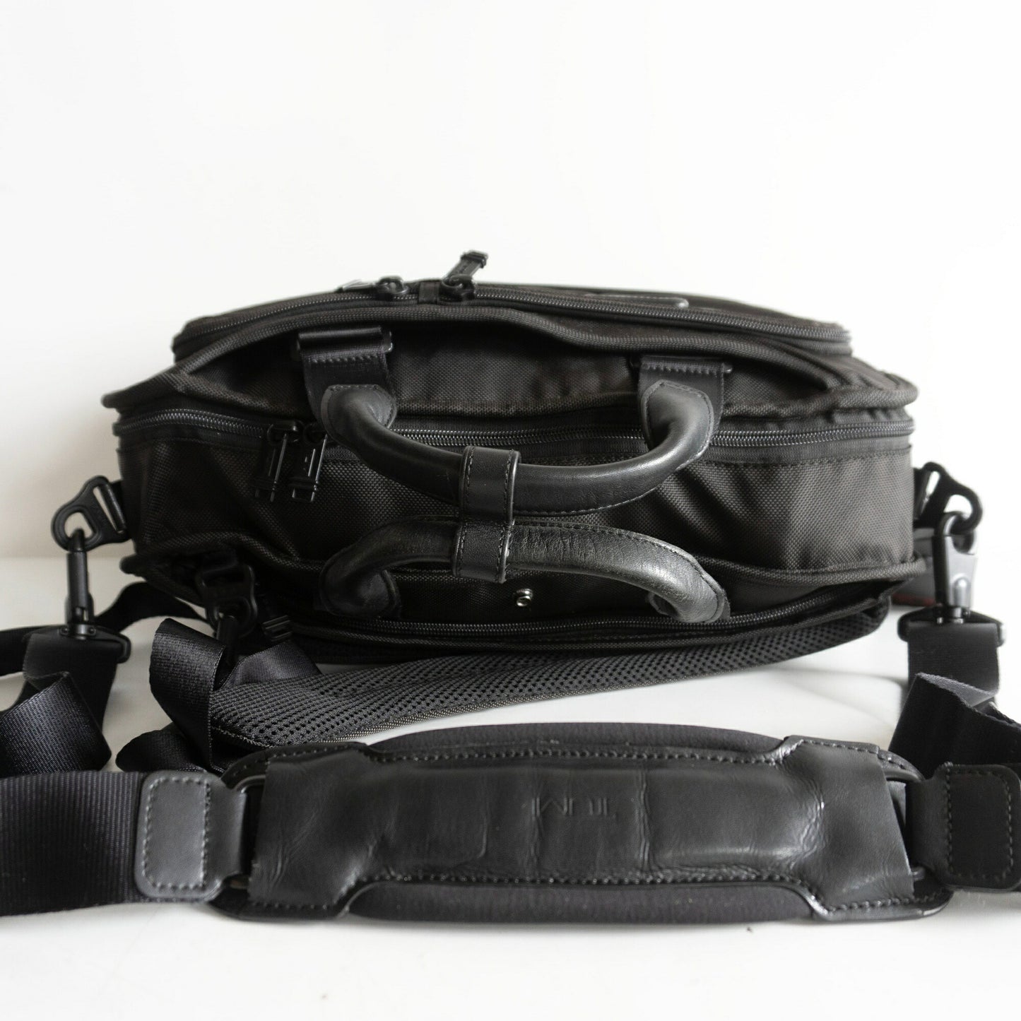 TUMI ALPHA3 3-Way Ballistic Nylon Business Bag Size ONE SIZE