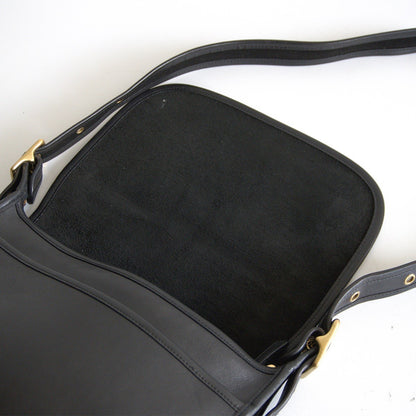 OLD COACH Black Flap Glove Shoulder Bag Size ONE SIZE