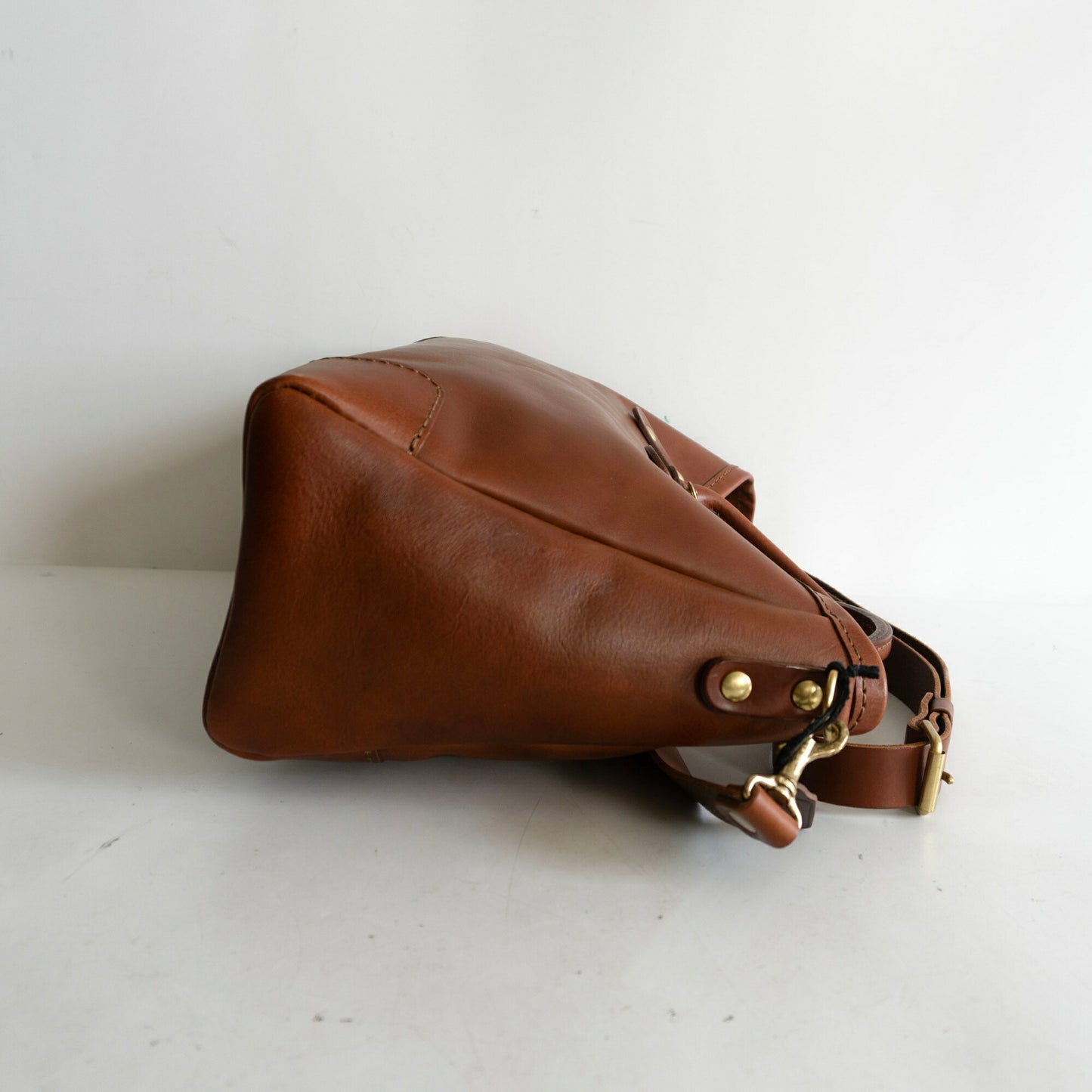 HERZ T-146 Horizontal Leather 2-Way Bag Brown Size ONE SIZE