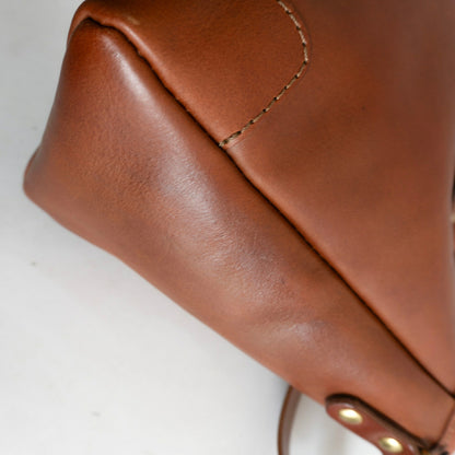 HERZ T-146 Horizontal Leather 2-Way Bag Brown Size ONE SIZE